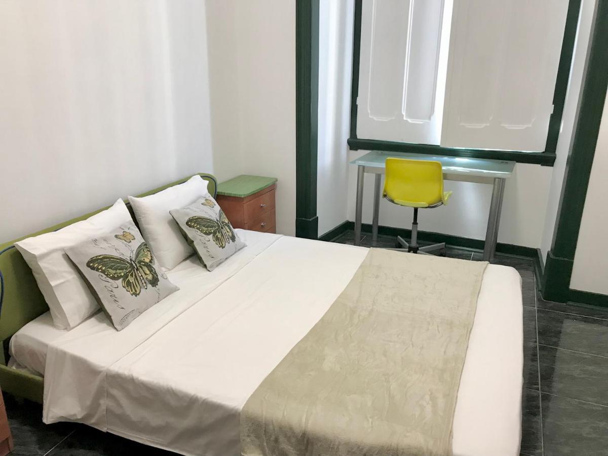 Sublime Olive Bedroom Quarto em Acomodações Particulares *